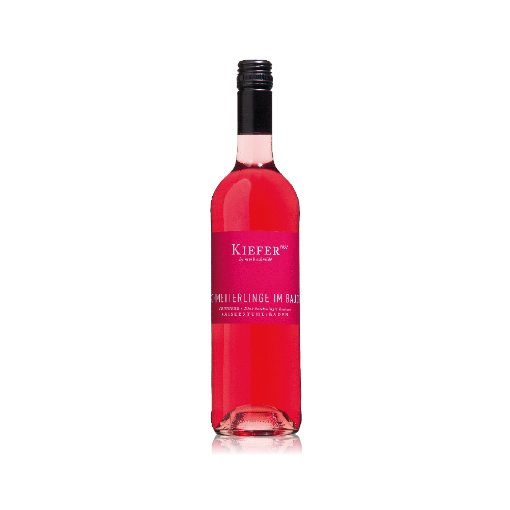 Flasche Roséwein mit auffälligem Etikett.